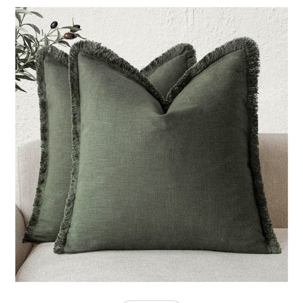 Bundle of 2 sets of 2 pillow Green Throw Pillow Set with Fringe